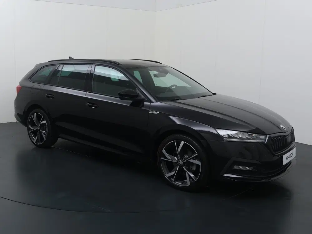 Skoda Octavia 1.4 TSI iV PHEV Sportline Business uit 2023, foto 3