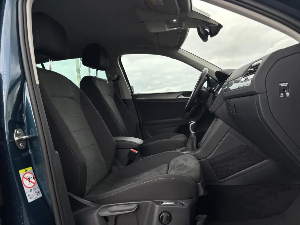 Volkswagen Tiguan 1.5 TSI Life Business acc camera keyless uit 2021, foto 11