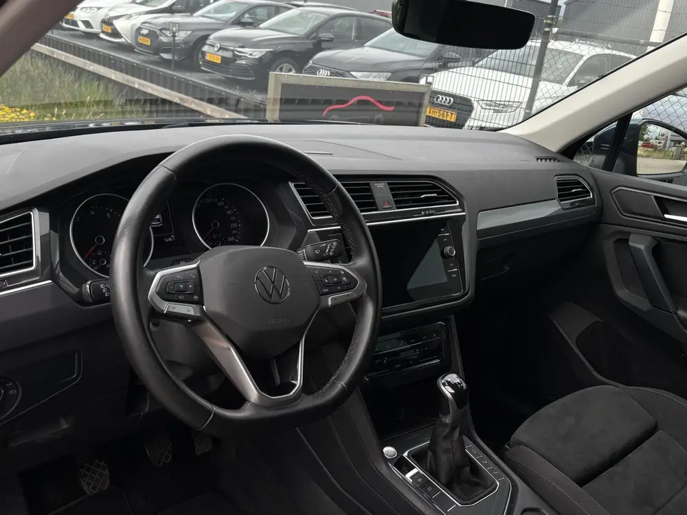 Volkswagen Tiguan 1.5 TSI Life Business acc camera keyless uit 2021, foto 12
