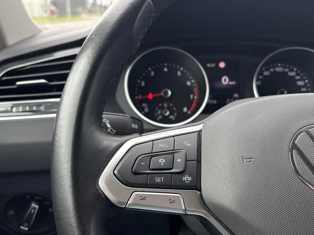 Volkswagen Tiguan 1.5 TSI Life Business acc camera keyless uit 2021, foto 15