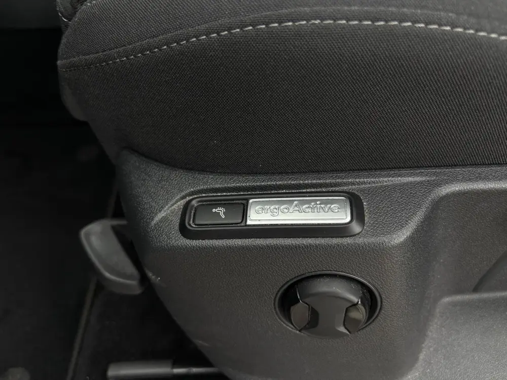Volkswagen Tiguan 1.5 TSI Life Business acc camera keyless uit 2021, foto 9