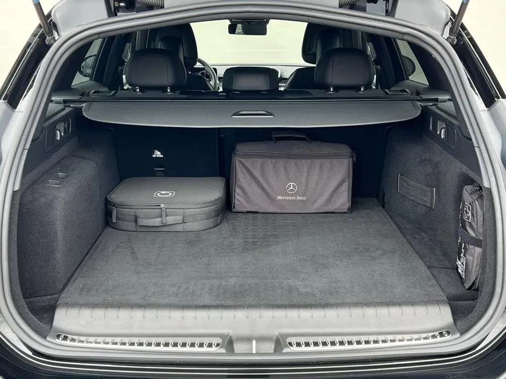Mercedes-Benz C-Klasse 300e uit 2023, foto 18