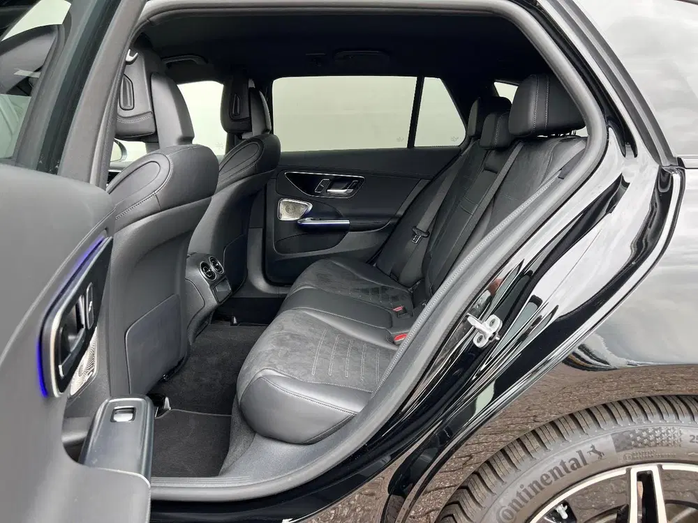 Mercedes-Benz C-Klasse 300e uit 2023, foto 5