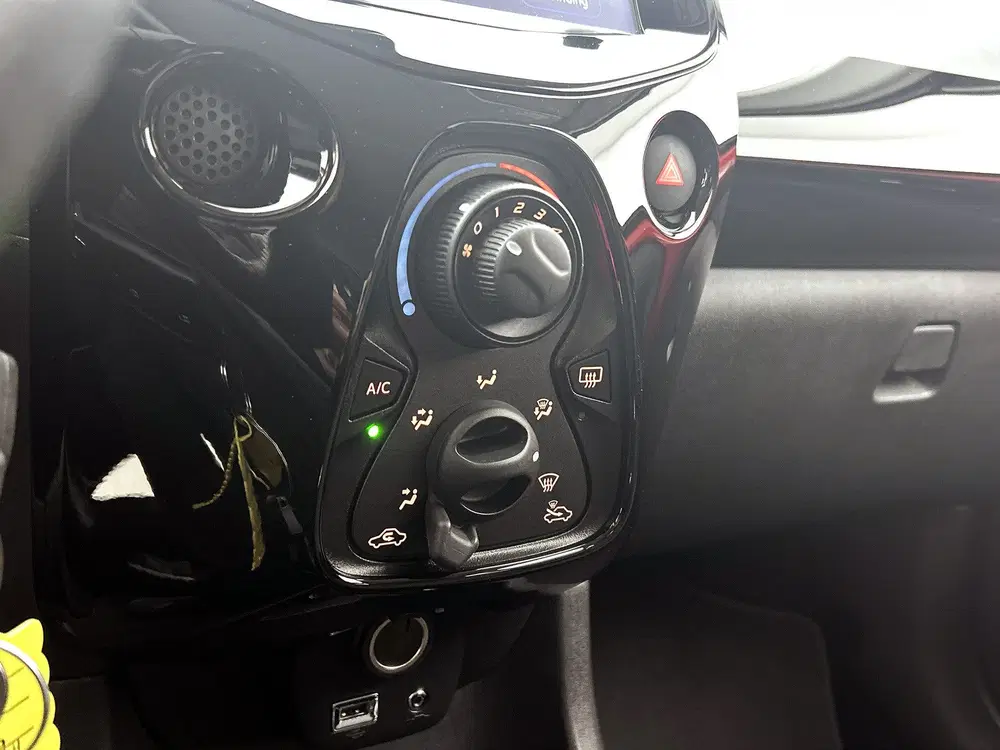 Toyota Aygo 1.0 VVT-i x-joy Limited uit 2021, foto 11