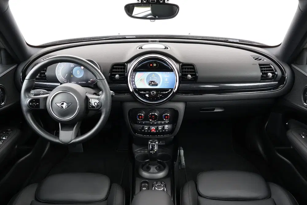 Mini Clubman 1.5 Cooper Business Edition uit 2022, foto 12