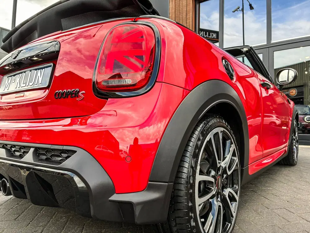 Mini Cabrio 2.0 Cooper S John Cooper Works F1 aut uit 2023, foto 19