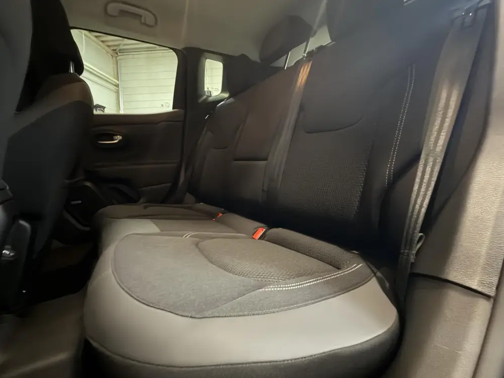 Jeep Renegade 1.3T DDCT S Carplay, Adapt. Cruise, LED, Kenwo uit 2020, foto 15