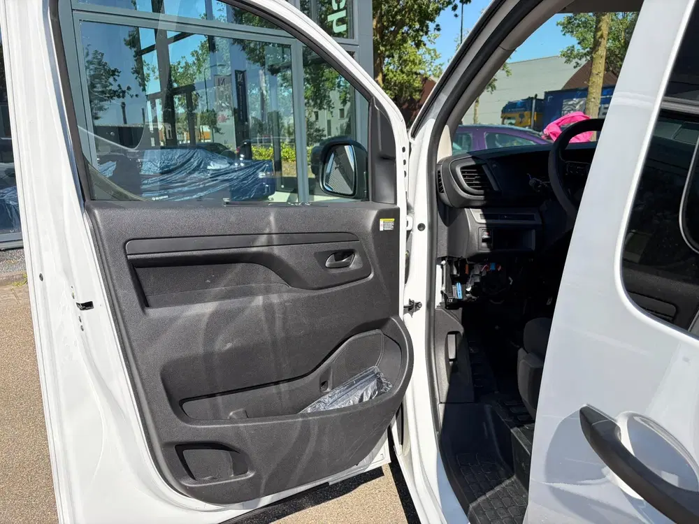 Peugeot Expert Long 75 kWh L3 9pl uit 2025, foto 18
