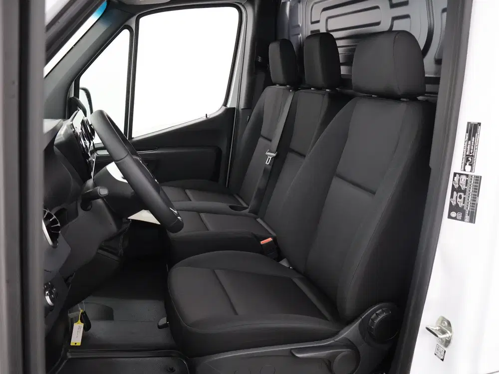 Mercedes-Benz Sprinter 315 CDI uit 2024, foto 10