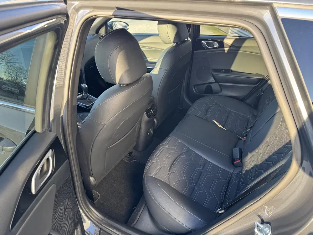 Kia Ceed 1.0 T-GDi Design Edition Demo auto uit 2025, foto 8