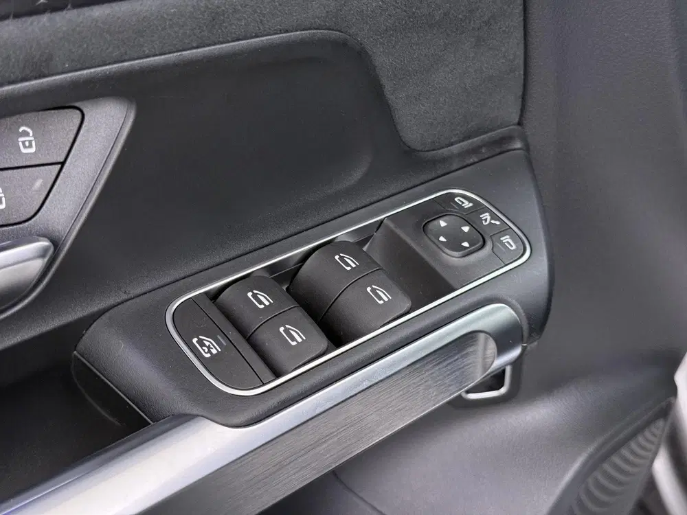 Mercedes-Benz EQB EQB 300 4Matic AMG NIEUW MODEL uit 2025, foto 19