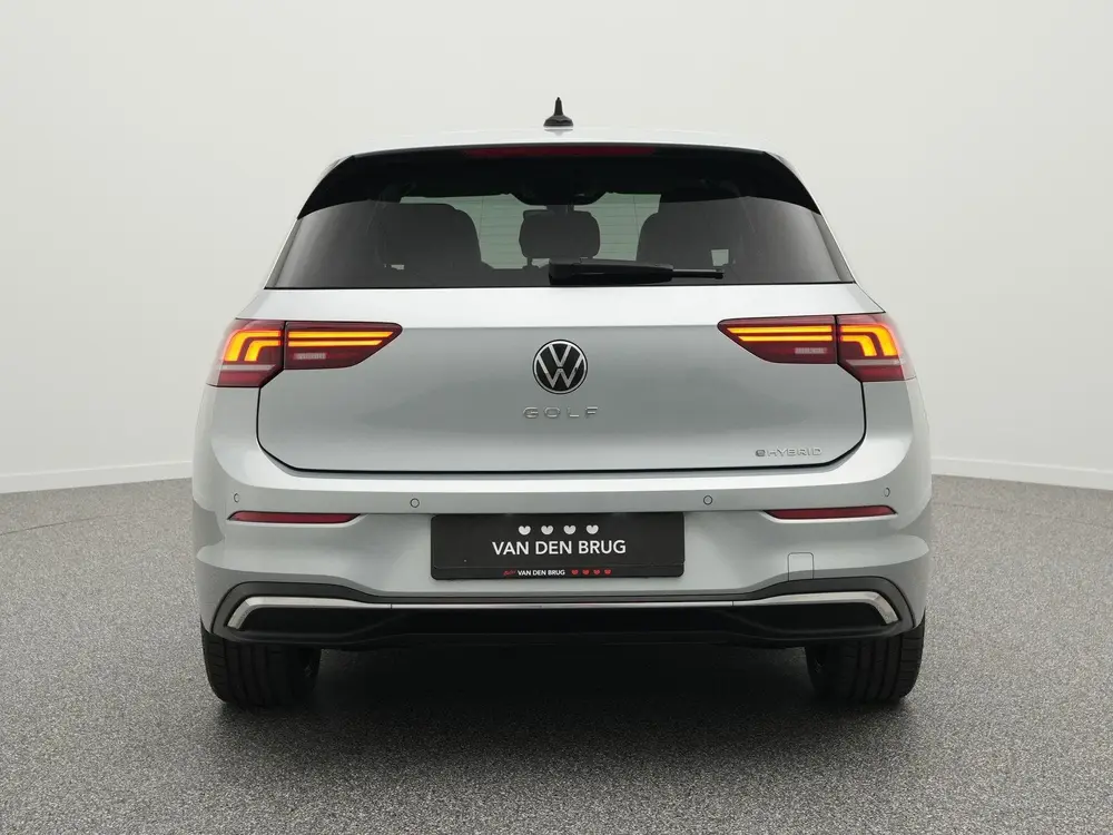 Volkswagen Golf Style Edition 1.5 eHybrid 204 PK | LED Plus uit 2025, foto 6