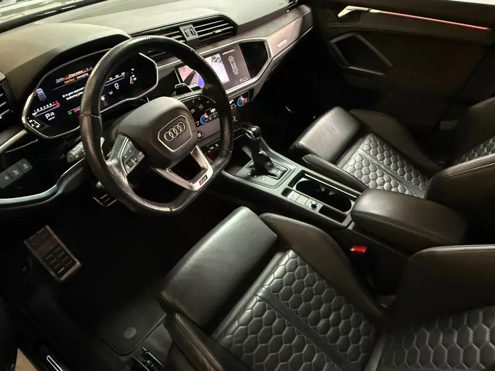 Audi RS Q3 TFSI RSQ3 uit 2021, foto 14