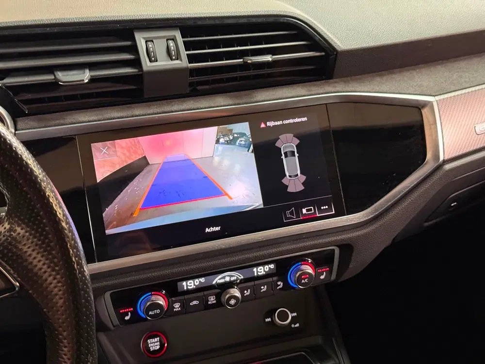 Audi RS Q3 TFSI RSQ3 uit 2021, foto 20