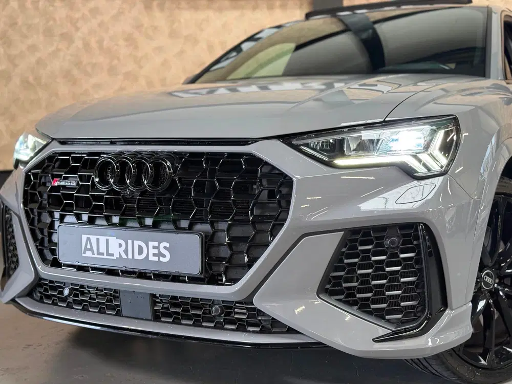 Audi RS Q3 TFSI RSQ3 uit 2021, foto 3