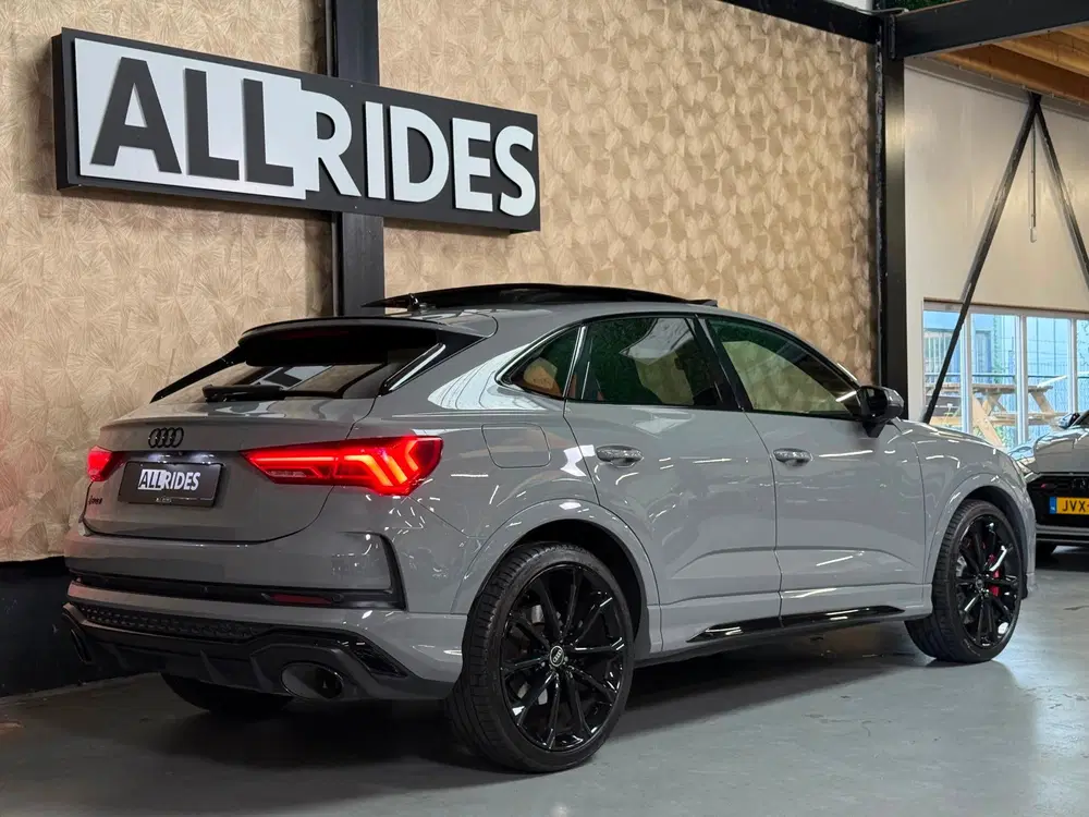 Audi RS Q3 TFSI RSQ3 uit 2021, foto 9