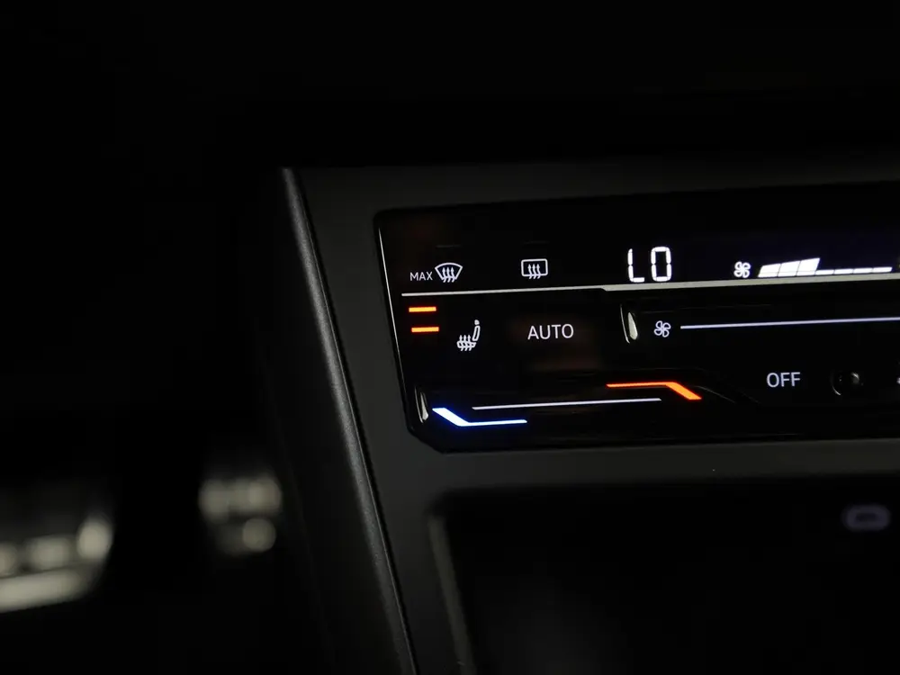 Volkswagen Taigo 1.0 TSI R-Line DSG | Camera | Stoelverwarmi uit 2021, foto 12
