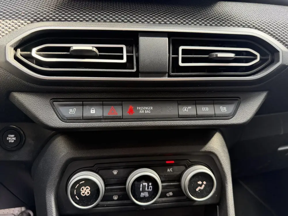 Dacia Sandero 1.0 TCe 90 Journey uit 2024, foto 12