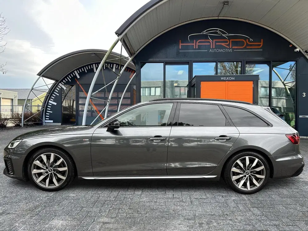 Audi A4 35 TFSI S edition Competition 1e EIG NL-Au uit 2022, foto 10