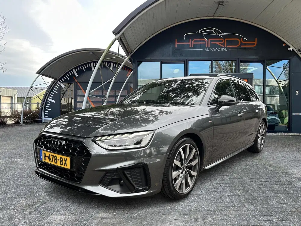 Audi A4 35 TFSI S edition Competition 1e EIG NL-Au uit 2022, foto 11