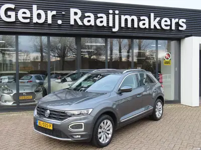 Volkswagen T-Roc 1.5 TSI 150pk Sport*LED*ACC*Apple Carplay* uit 2019