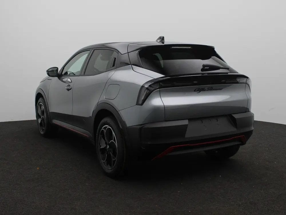 Alfa Romeo Junior Elettrica Speciale 54 kWh uit 2025, foto 2