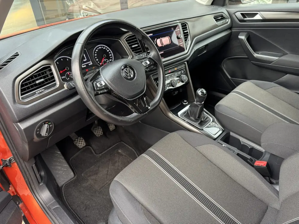 Volkswagen T-Roc 1.0 TSI Style *Navigatie*Stoelverwarming* uit 2019, foto 6