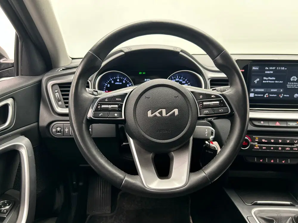 Kia Ceed 1.0 T-GDi uit 2023, foto 12