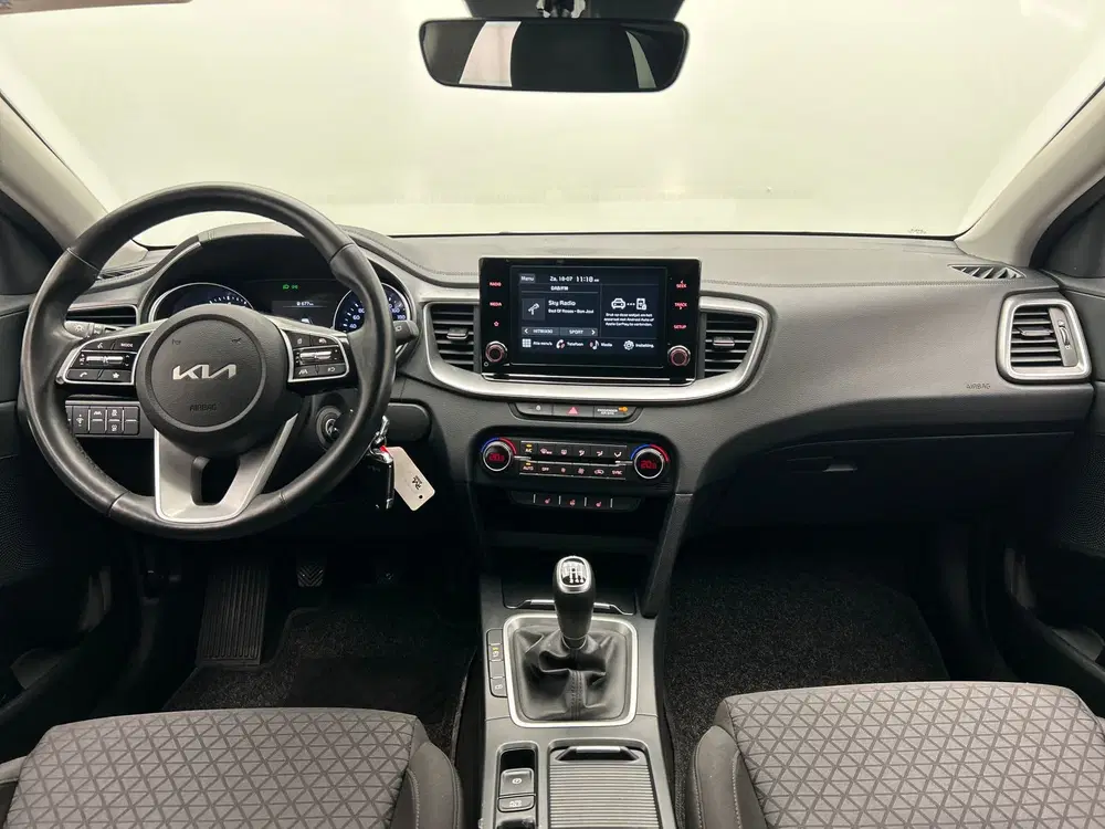 Kia Ceed 1.0 T-GDi uit 2023, foto 2