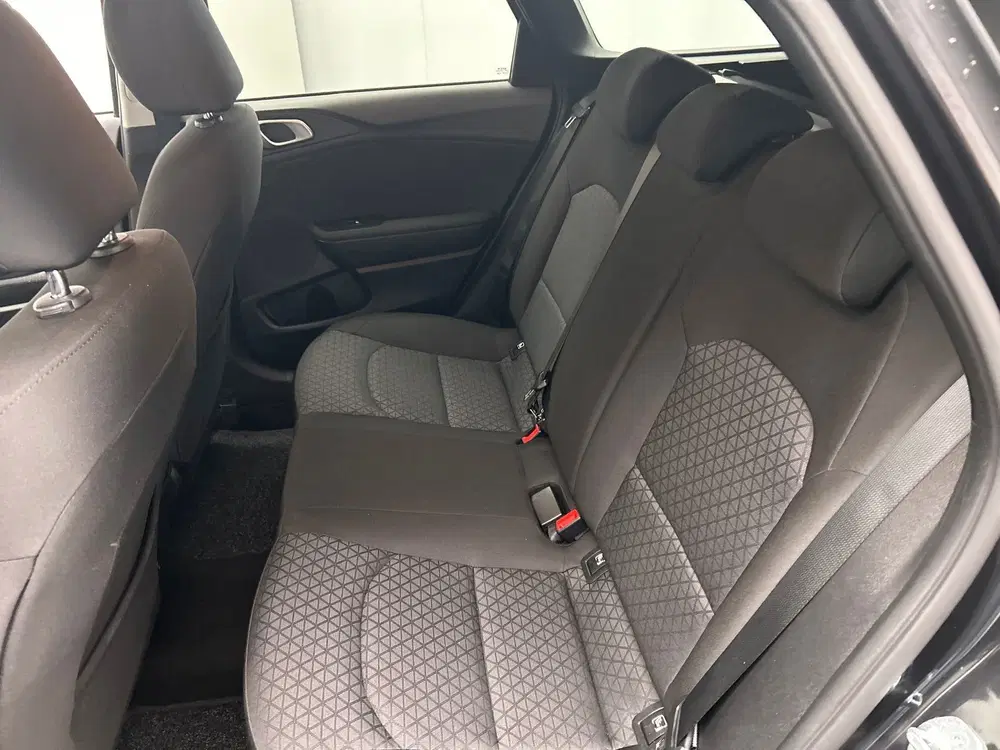 Kia Ceed 1.0 T-GDi uit 2023, foto 20