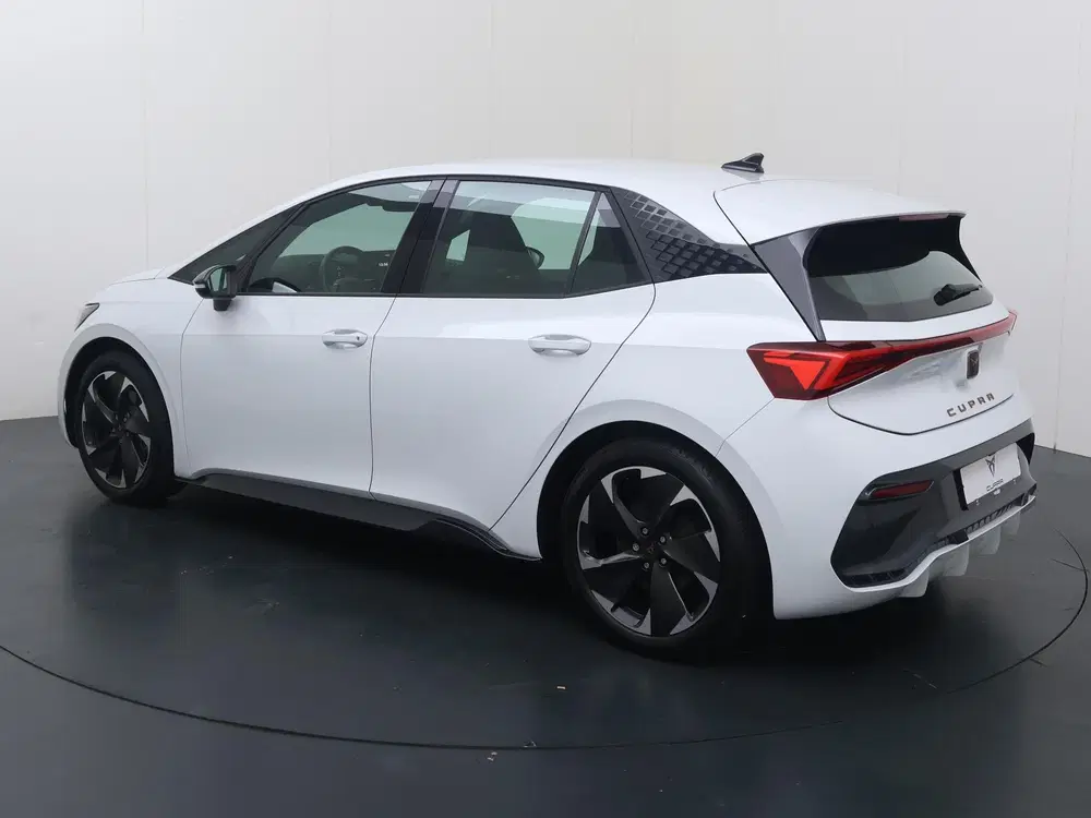 Cupra Born Adrenaline One 62 kWh uit 2023, foto 4