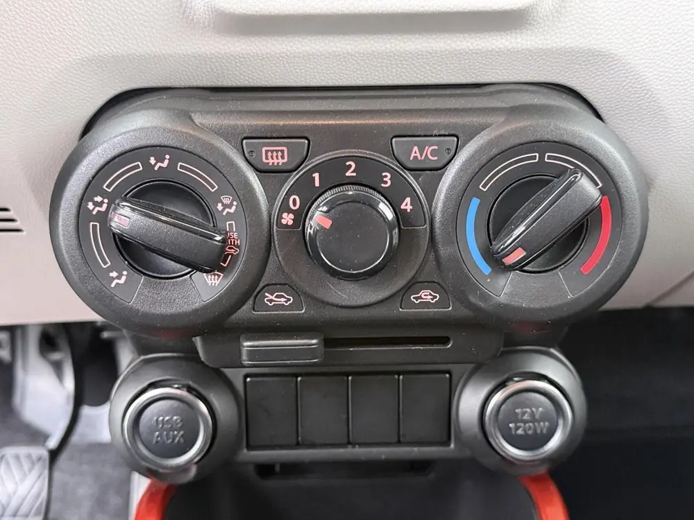 Suzuki Ignis 1.2 Select uit 2019, foto 15