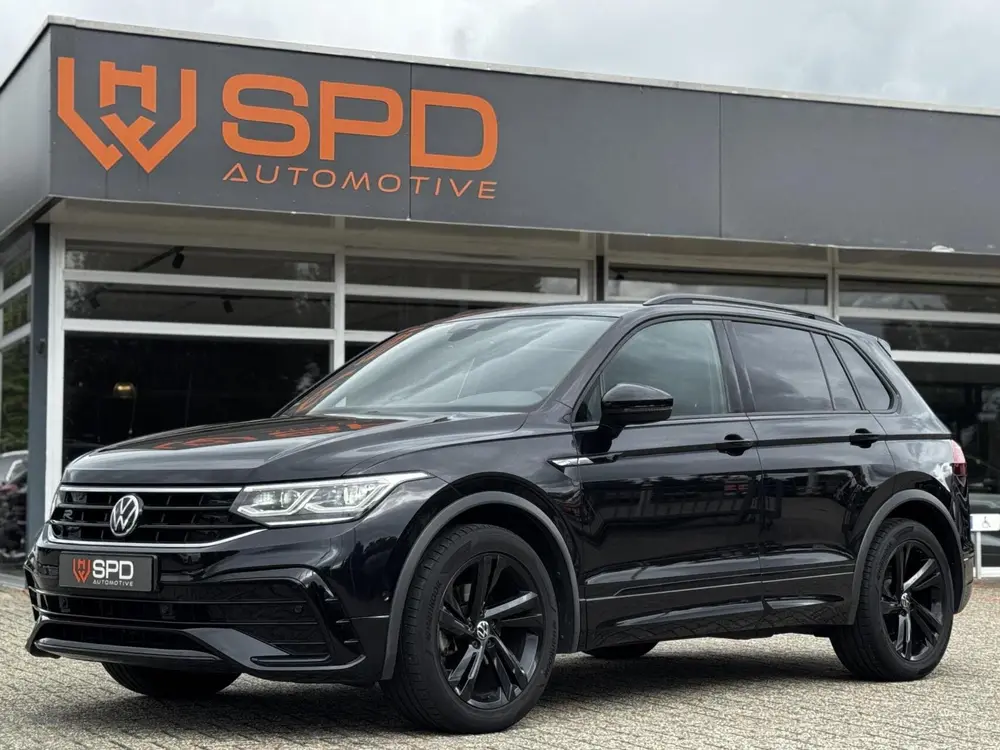 Volkswagen Tiguan 1.5TSI R-Line|Black-style|Matrix|ACC|CAM uit 2021