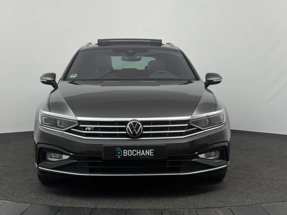 Volkswagen Passat Variant 1.5 TSI 150pk DSG R-Line Business uit 2021, foto 16