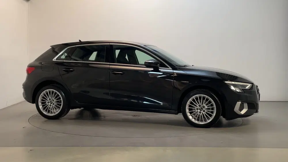 Audi A3 30 TFSI Advanced Edition Stoelverwarming N uit 2023, foto 12