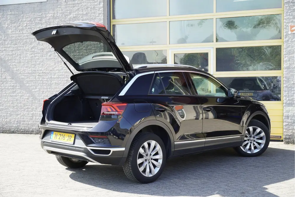 Volkswagen T-Roc 1.5 TSI 150PK! Sport BJ2020 Lmv 17" | Led V uit 2020, foto 12