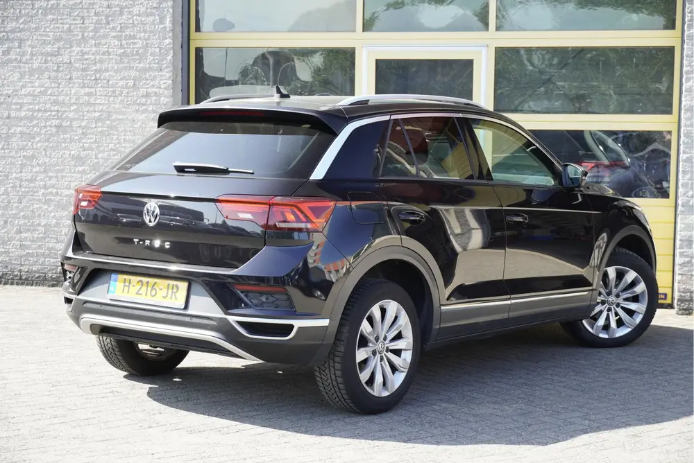 Volkswagen T-Roc 1.5 TSI 150PK! Sport BJ2020 Lmv 17" | Led V uit 2020, foto 5