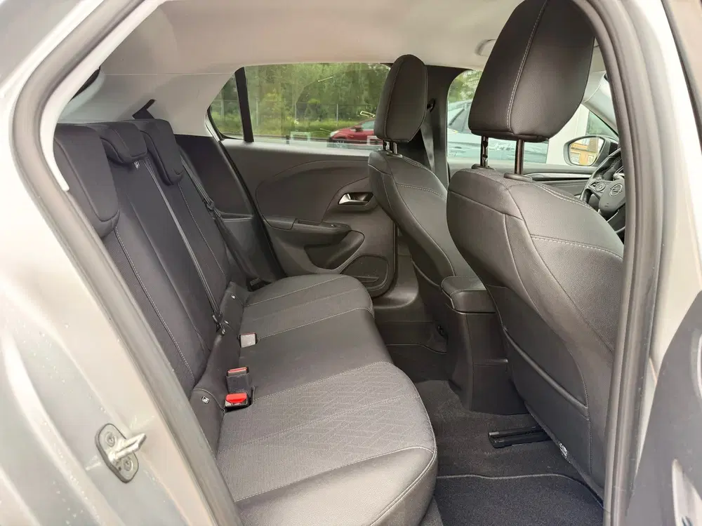 Opel Corsa 1.2 Elegance 100 PK l LED l Blind-Spot l C uit 2022, foto 10