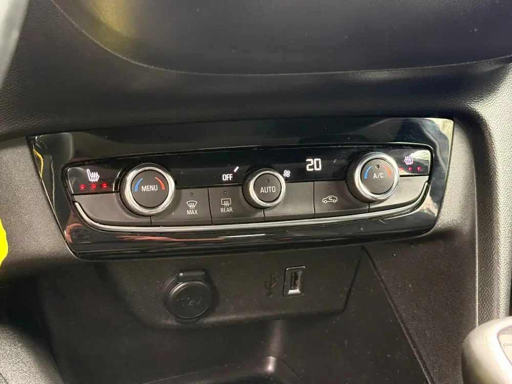 Opel Corsa 1.2 Elegance 100 PK l LED l Blind-Spot l C uit 2022, foto 15