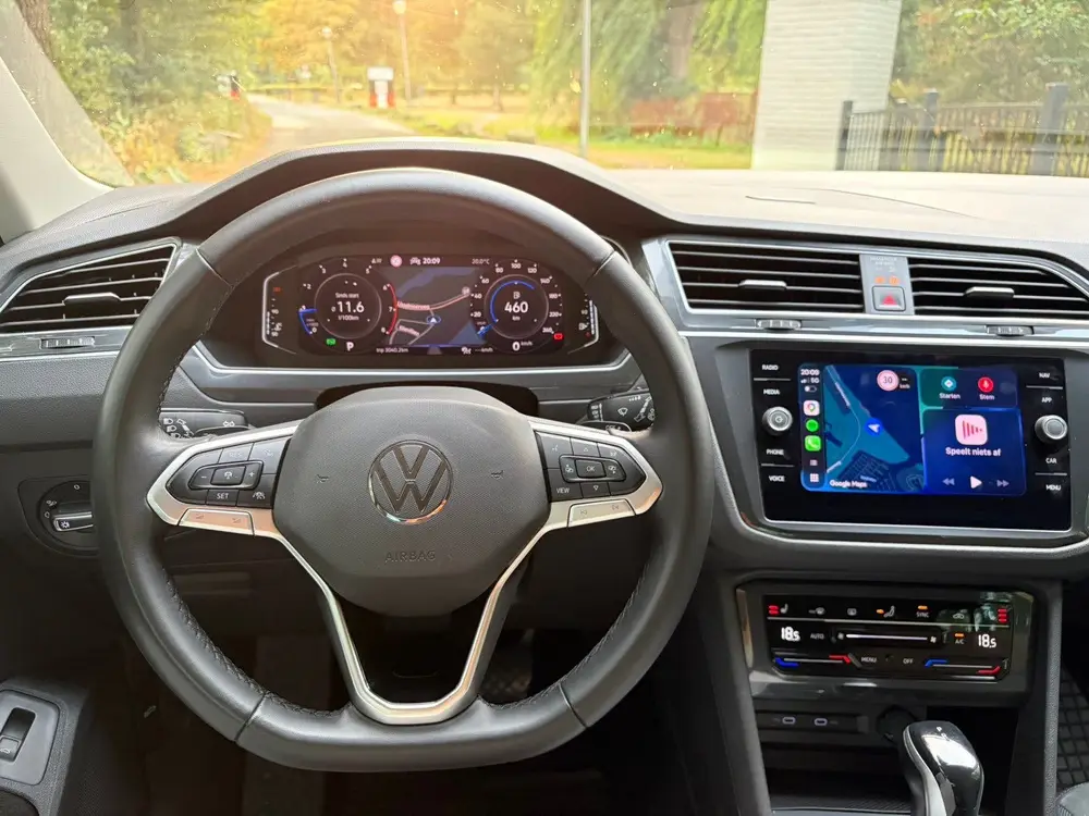 Volkswagen Tiguan 1.5 TSI 150pk DSG 2020 Zwart uit 2020, foto 8