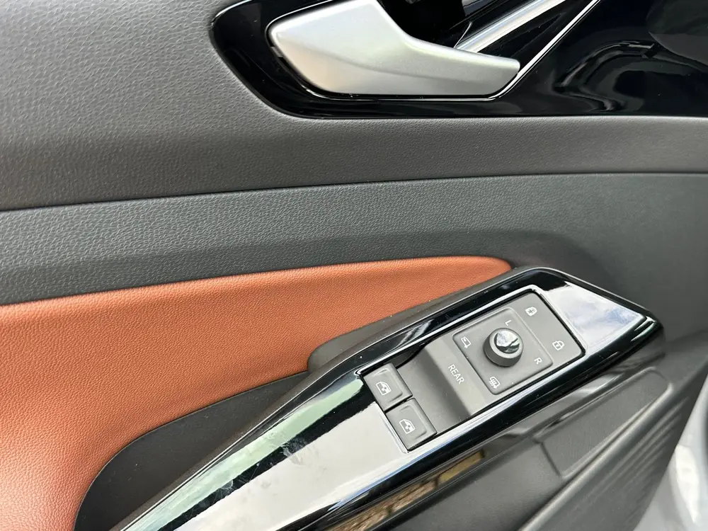 Volkswagen ID.5 Pro 77 kWh SOH 95%|DealerOnderh| uit 2022, foto 11