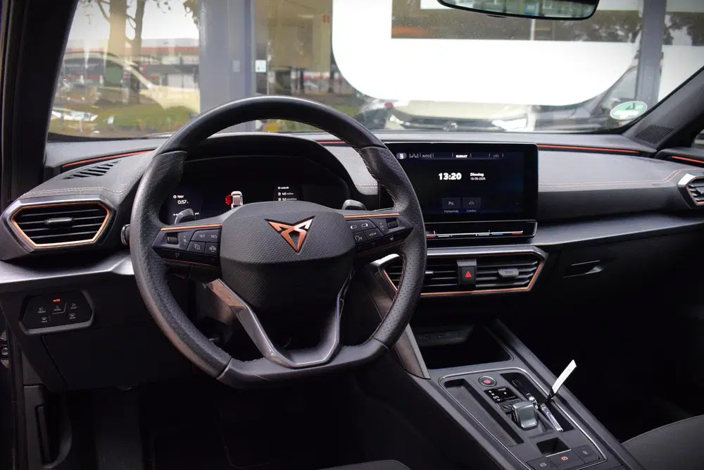 Cupra Formentor 1.4 e-Hybrid Business uit 2023, foto 9