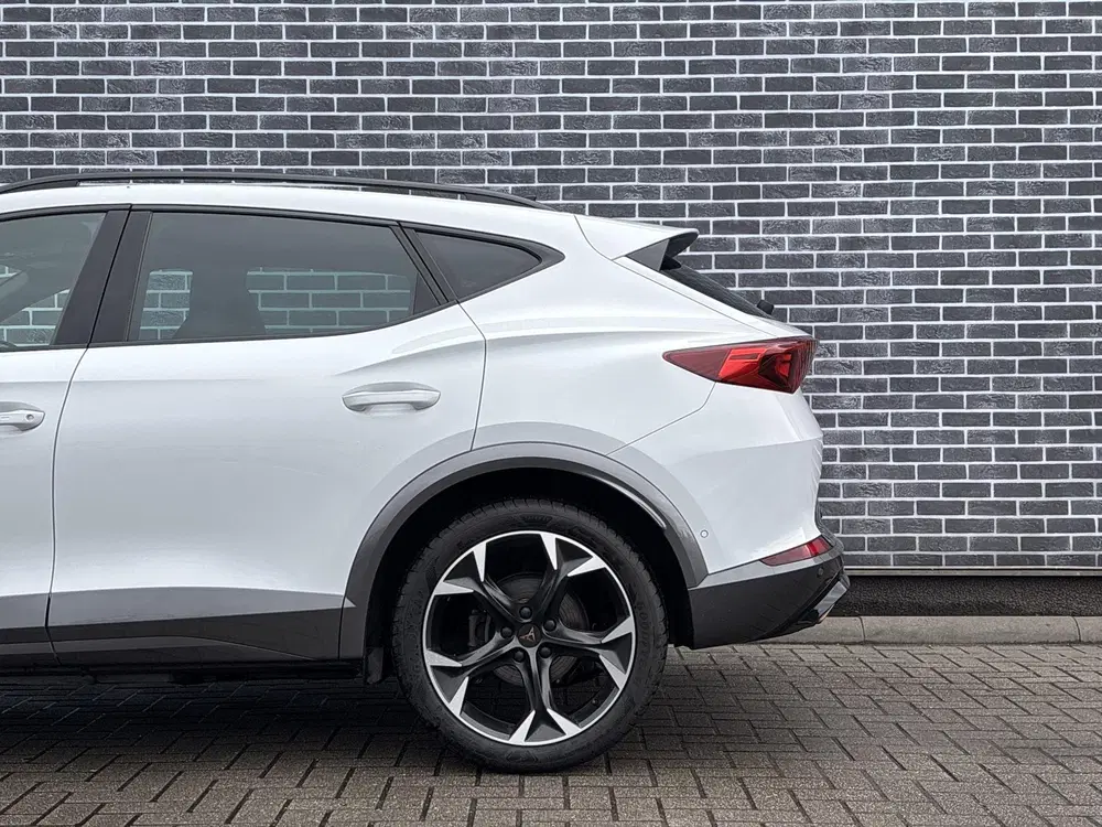 Cupra Formentor 1.4 e-Hybrid Business uit 2023, foto 12