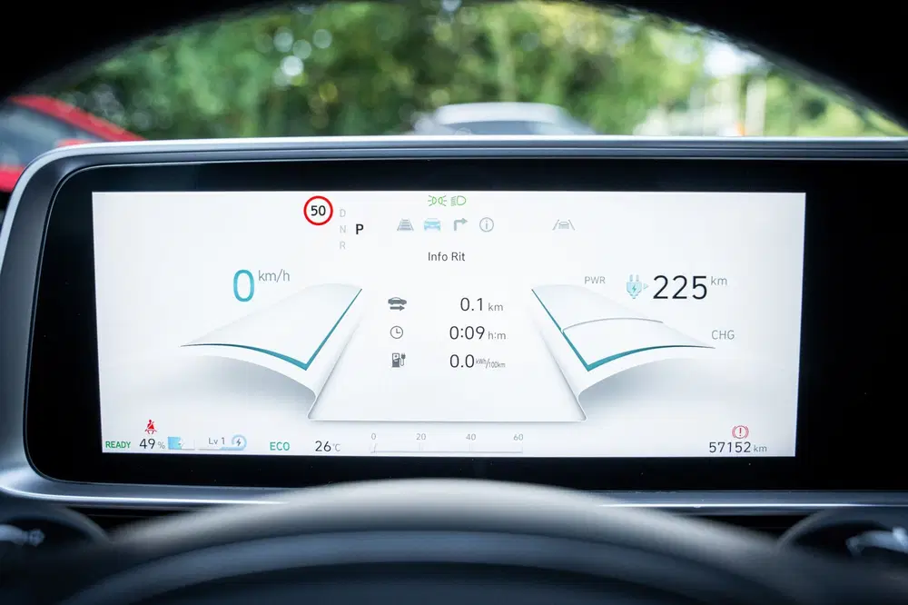 Hyundai IONIQ First Edition AWD 77.4 kWh uit 2023, foto 17