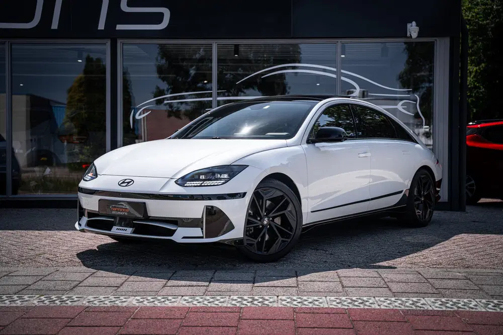 Hyundai IONIQ First Edition AWD 77.4 kWh uit 2023, foto 4