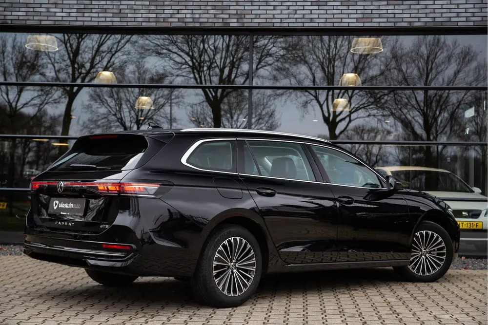 Volkswagen Passat Variant 1.5 eTSI Elegance Business , Adap. uit 2025, foto 2