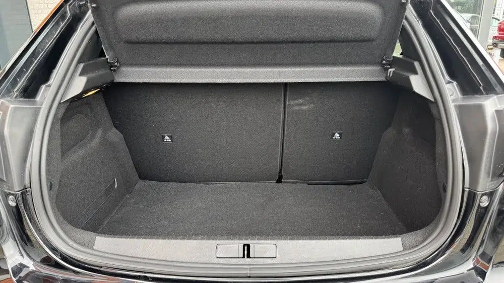 Peugeot 208 1.2 PT Style uit 2023, foto 11