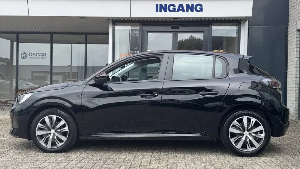 Peugeot 208 1.2 PT Style uit 2023, foto 2