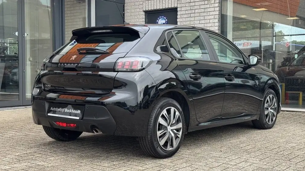Peugeot 208 1.2 PT Style uit 2023, foto 6
