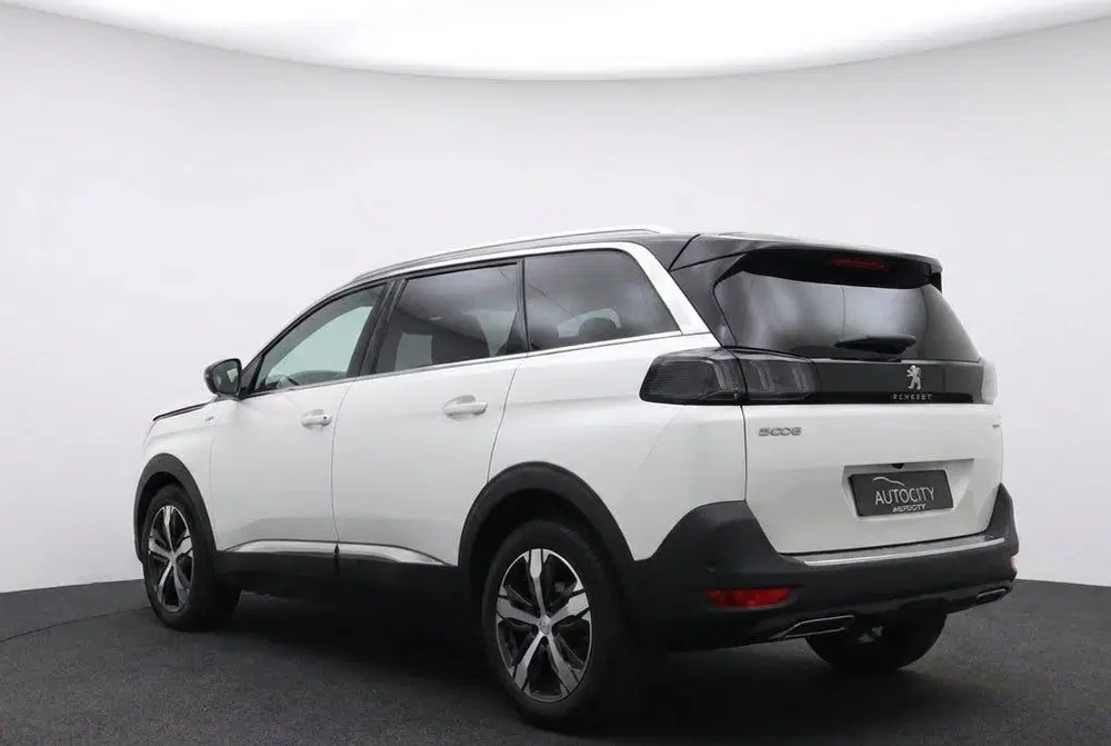 Peugeot 5008 1.2 GT Pack 130PK EAT8 Pano uit 2022, foto 3